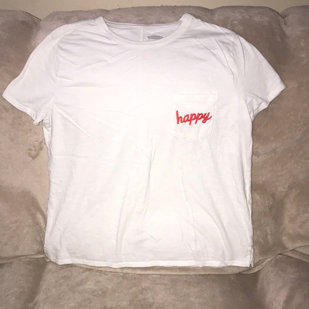 Old Navy medium white short sleeved shirt with Happy front pocket 💕